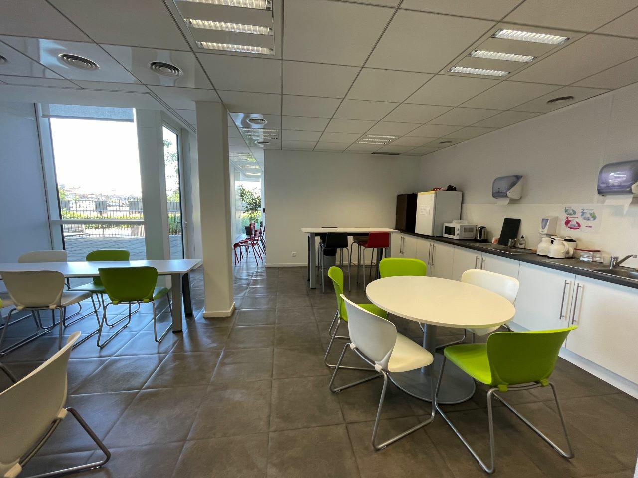 Bureau Villeurbanne 11483m² Location bureau Villeurbanne Rhône OLBUR2203140 8